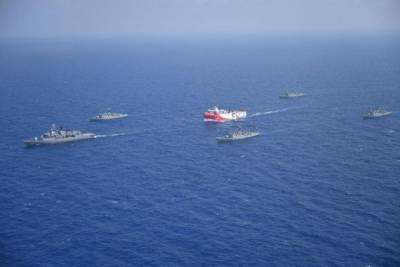 СМИ: В Средиземном море задели друг друга военные корабли Греции и Турции
