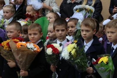 В Москве отказались от проведения школьных линеек в этом учебном году