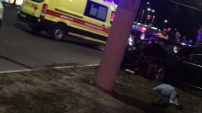 20-летний водитель погиб в ДТП в Туле, врезавшись в столб