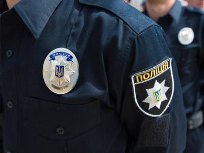 В Киеве прохожие самостоятельно поймали группу воровок