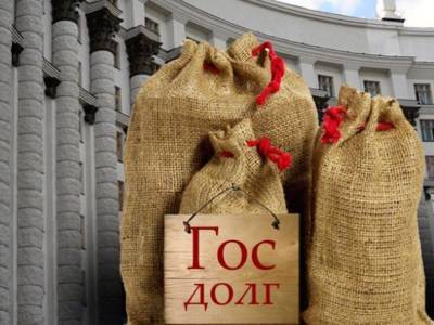 Впервые за год госдолг России превысил резервы правительства