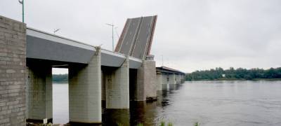 Очередная разводка моста на "Коле" запланирована на завтра