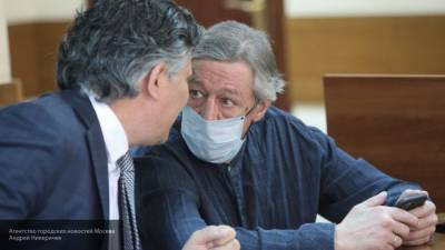 СМИ назвали причину госпитализации Ефремова из Пресненского суда