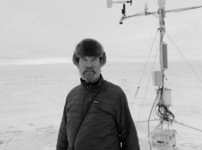 Известный исследователь глобального потепления провалился в ледник