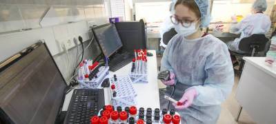 Российская вакцина от COVID-19 защитит организм минимум два года