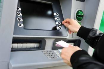 Россияне смогут оформлять кредиты через банкоматы