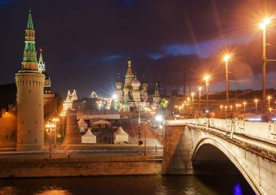 В Москве возле Кремля украли кабель правительственной связи