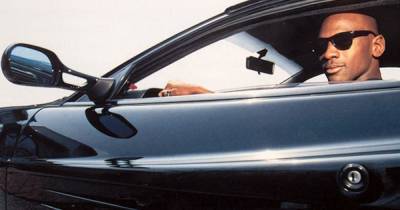 Майкл Джордан выставил на продажу Mercedes-Benz