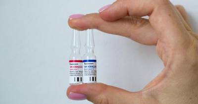 Мурашко: Данные исследований вакцины от COVID-19 скоро опубликуют
