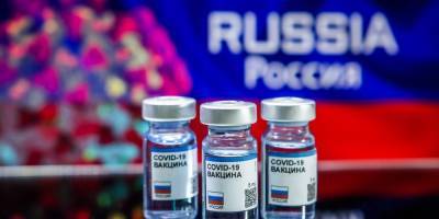 США отвергли помощь России в создании вакцины от COVID-19