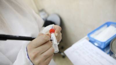 Почти 32 млн тестов на коронавирус проведено в России