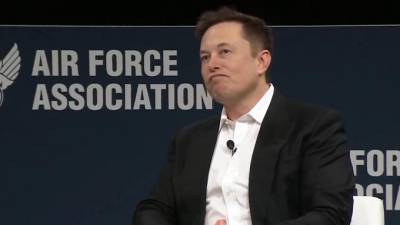 Глава SpaceX упрекнул конкурентов в растрате средств налогоплательщиков