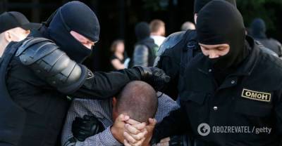 ОМОН в Беларуси жестко избивает протестующих против режима Лукашенко - блогер - новости