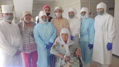В Шымкенте вылечили 90-летнюю пациентку с пневмонией, поступившую в больницу в тяжёлом состоянии