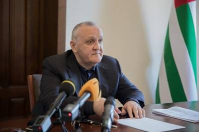 Анкваб снова наступил на «грабли» абхазских паспортов для грузин