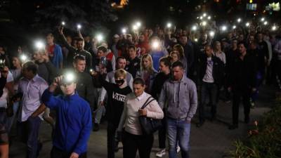 Белоруссия: "живые цепи", митинги рабочих и требования новых выборов