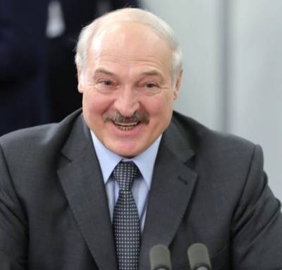 Александр Лукашенко прокомментировал информацию о том, что он покинул Белоруссию