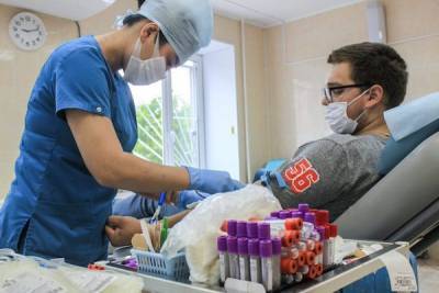 Петербургские доноры сдали 70 литров крови за день