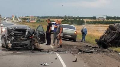 В смертельной аварии в Татарстане выжил только непристегнутый пассажир