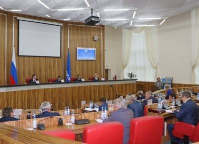 На Ямале пять кандидатов от политических партий в заксобрание написали заявление о самоотводе