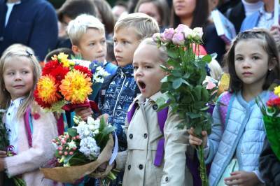 Массовых мероприятий в российских школах не будет до 1 января