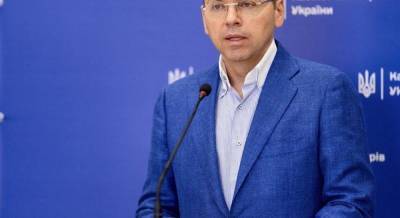 Украинцы считают, что министр Степанов отстаивает их интересы во время медреформы больше, чем Супрун - опрос