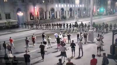 СМИ: люди стали расходиться с площади Независимости в Минске