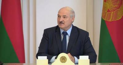 Лукашенко на совещании в Минске припугнул белорусов россиянами, канадцами и немцами