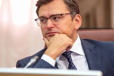 Кулеба: Минск пока не намерены менять на другую площадку для ТКГ