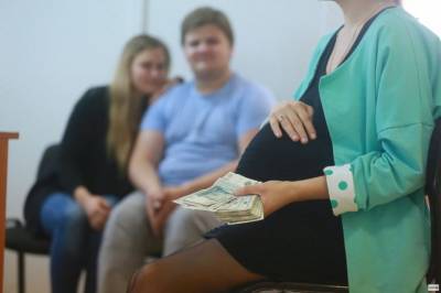 Цинизм на грани: Русских мамочек делают инвалидами, чтобы получить "качественных детей"