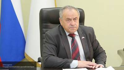 Сенатор Фикс объяснил противоречивые заявления Киева о водной блокаде Крыма