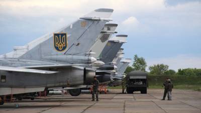 Экс-подполковник СБУ рассказал о военных преступлениях ВВС Украины в Донбассе