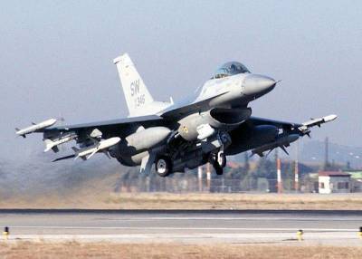 Defense News: Конгрессмены США взбесились после того, как российские С-400 нацелились на американский F-16