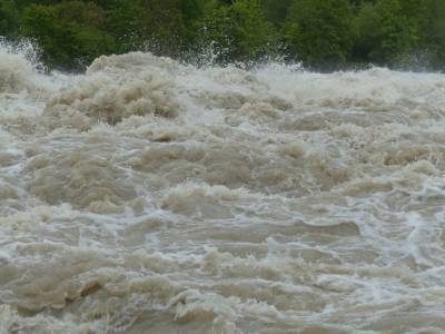 Вода в реках в районах Бурятии продолжает прибывать