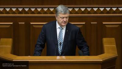 Депутат Рады уверен, что Порошенко готовит госпереворот на Украине
