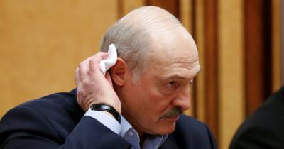 Лукашенко захотел помощи Путина