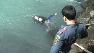 В Абхазии на глубине четырех метров найдено тело погибшей туристки из России