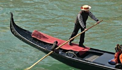 Ученые считают, что нужно позволить Венеции утонуть