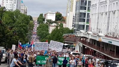 Жители Хабаровска вышли на шествие не только в поддержку Фургала, но и в знак солидарности с протестующими Белоруссии