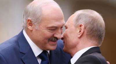 Протесты в Беларуси: Лукашенко переговорил с Путиным