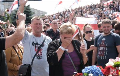 Минск прощается с погибшим на акции протеста Александром Тарайковским
