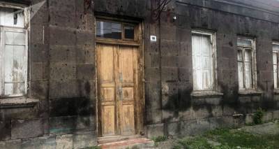 Монетка-оберег и мешок пшеницы: история старого дома в Гюмри потрясла нового хозяина