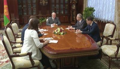 Bloomberg: люди Лукашенко обсуждали с контактами в Кремле возможность его бегства в Россию