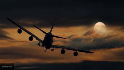 Летевший в Турцию самолет экстренно вернулся в Пулково