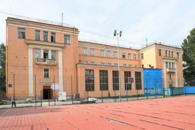 Петербургскую школу № 263 отремонтируют к 2021 году