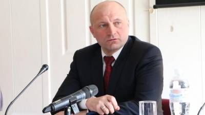 Мэр Черкасс призвал Зеленского не пускать хасидов в Украину