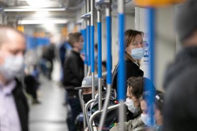 Движение поездов на участке фиолетовой линии метро приостановлено - vm.ru