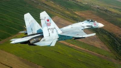 Российский Су-27 сопроводил самолет-разведчик США над Черным морем