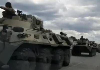 Возле границы с Украиной появилась колонна военной техники России