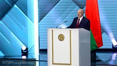 Лукашенко заявил о необходимости противодействовать "кордону стран"